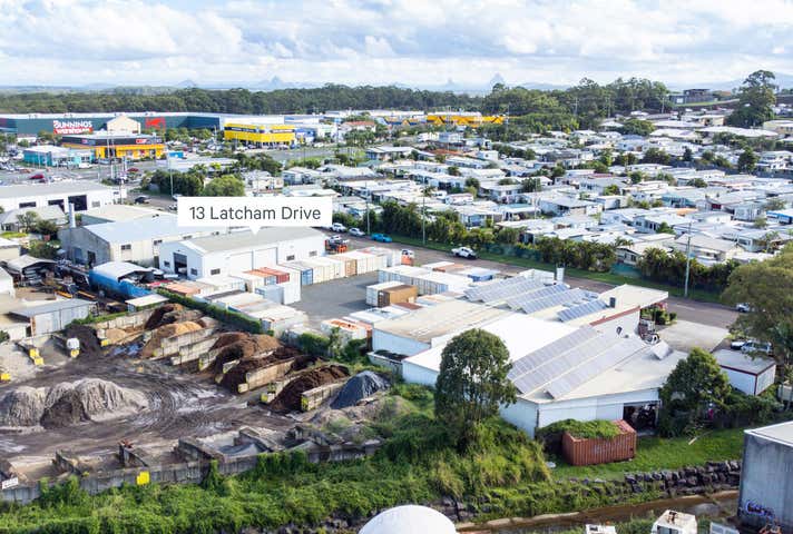 13 Latcham Drive Caloundra West QLD 4551 - Image 4