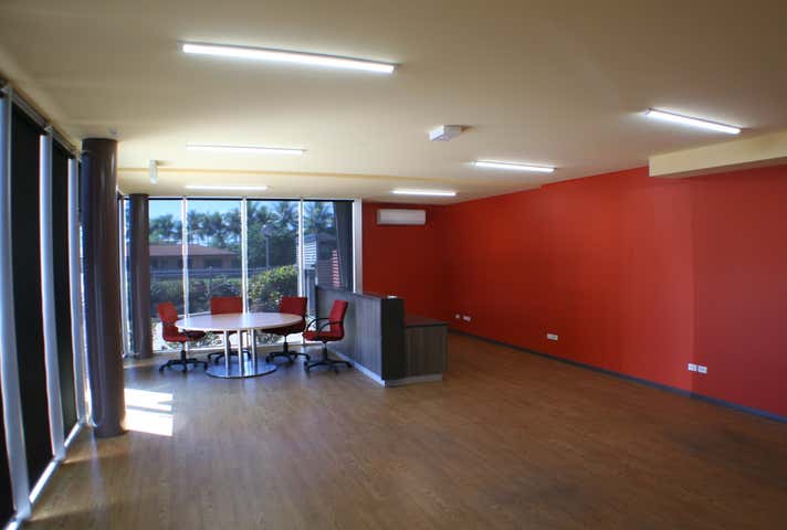 163 McCoombe Street Bungalow QLD 4870 - Image 2