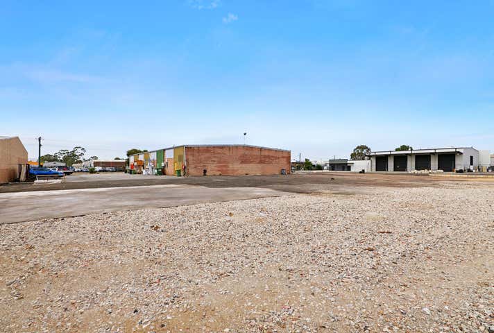 13 Malcolm Road Maddington WA 6109 - Image 13