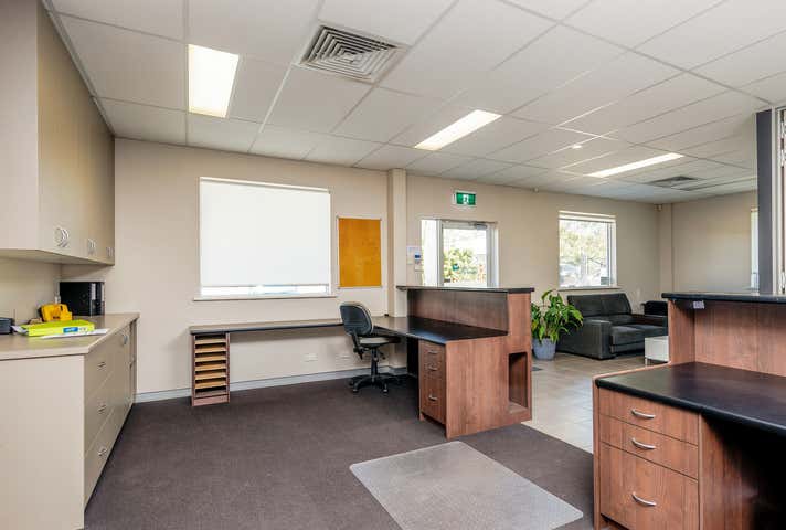 1/113 Stenhouse Drive Cameron Park NSW 2285 - Image 4