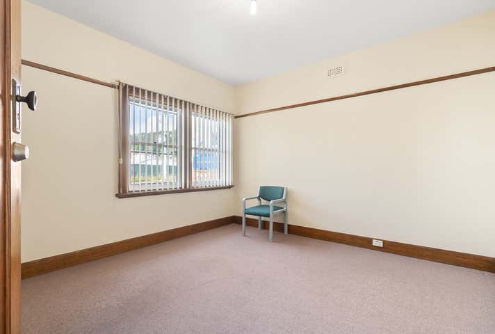 12 Reeves Street South Burnie TAS 7320 - Image 6