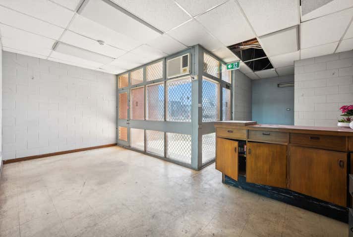 14 Peachey Road Edinburgh North SA 5113 - Image 4