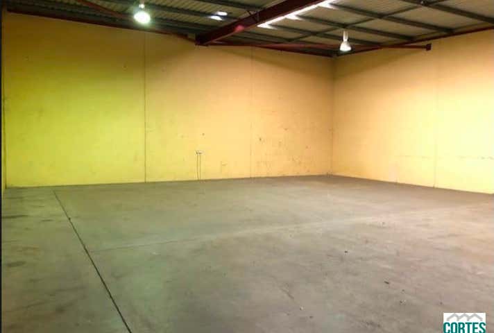 4/25 Gillam Dr Kelmscott WA 6111 - Image 4