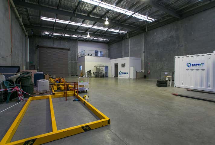 Unit 1, 4 Mallaig Way Canning Vale WA 6155 - Image 11