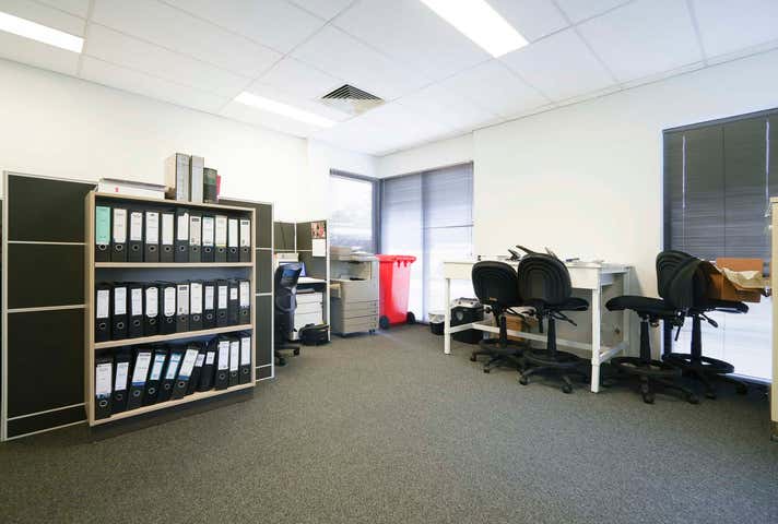 1/100 Railway Road Daglish WA 6008 - Image 6