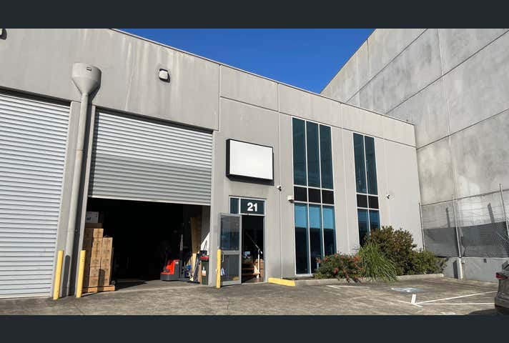 Unit  21, 137-145 Rooks Road Nunawading VIC 3131 - Image 1