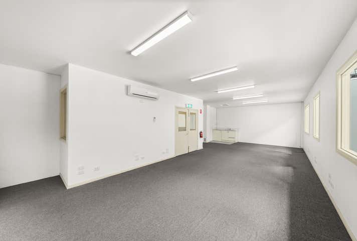 Unit  1, 75-77 Chifley Drive Preston VIC 3072 - Image 6