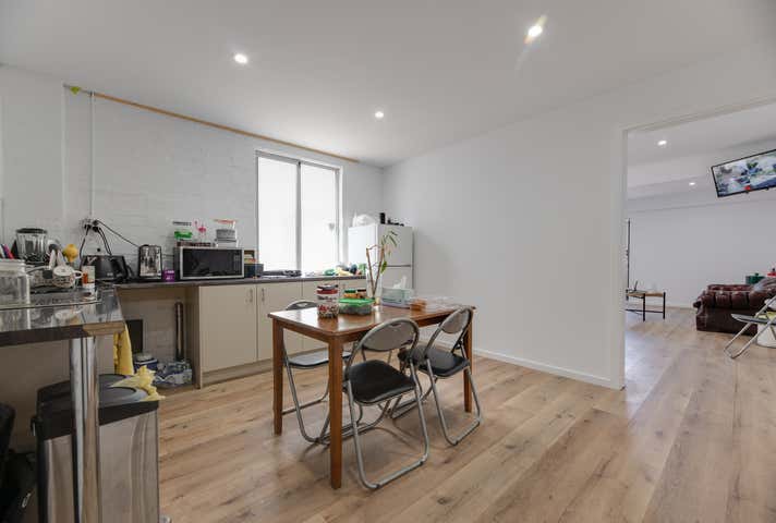 10 Jesmond Road Croydon VIC 3136 - Image 4