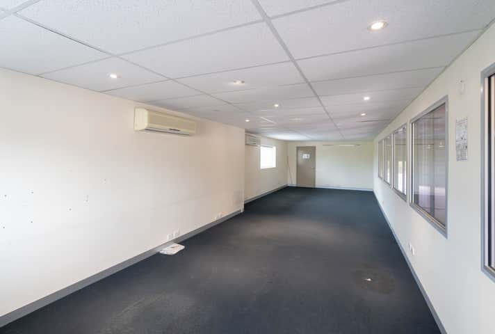 11 William Street Blackstone QLD 4304 - Image 6