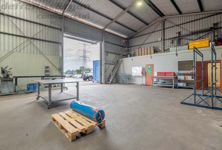 33 Buckley Street Cockburn Central WA 6164 - Image 8