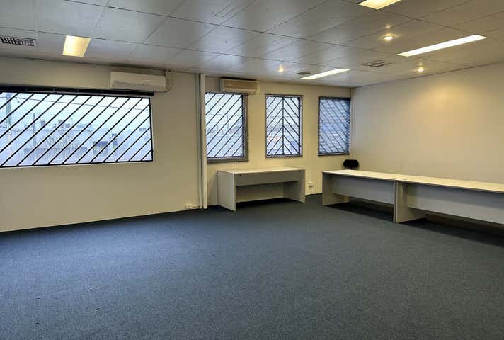 1/48 Vinnicombe Dr Canning Vale WA 6155 - Image 2