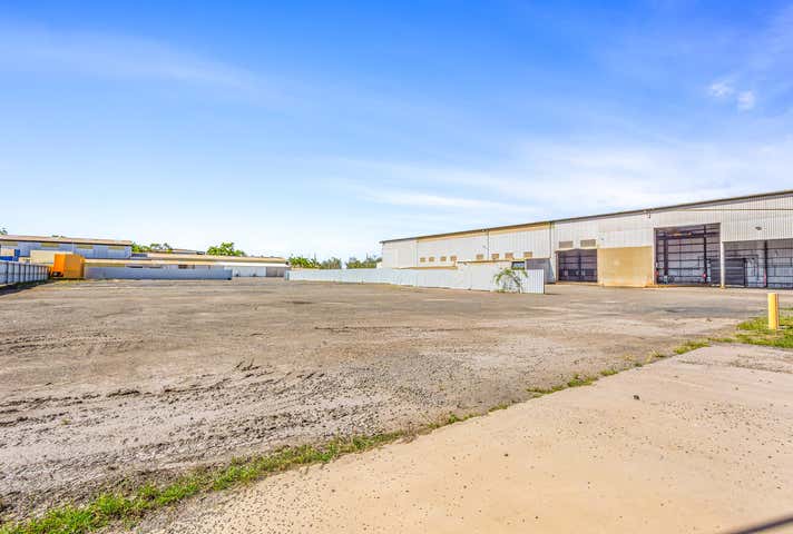 393-409 McLaughlin Street Parkhurst QLD 4702 - Image 5