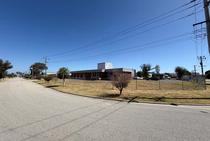 7 Coulson Way Canning Vale, 7 Coulson Way Canning Vale WA 6155 - Image 13