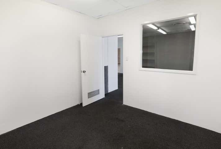 6/7 Marchesi Street Kewdale WA 6105 - Image 13