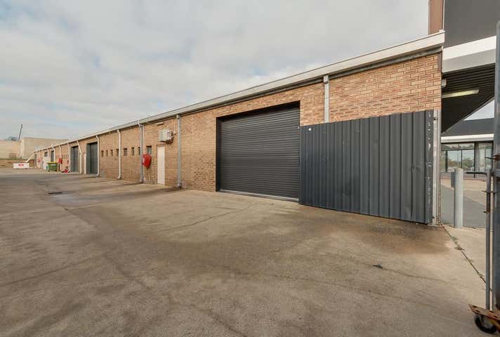 2 & 3, 6 Buckingham Drive Wangara WA 6065 - Image 12
