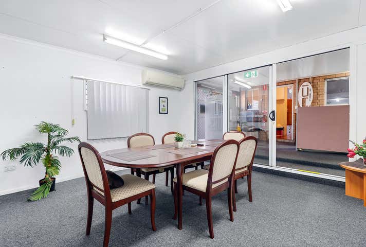 23 Vanessa Boulevard Springwood QLD 4127 - Image 9