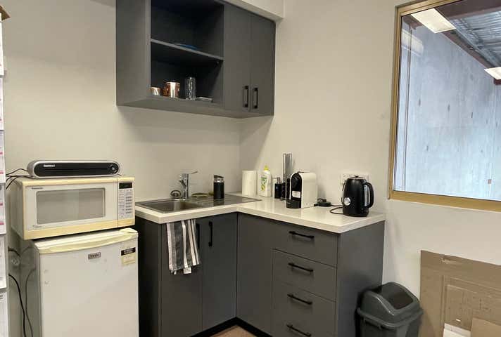 15 Pavers Circle Malaga WA 6090 - Image 20