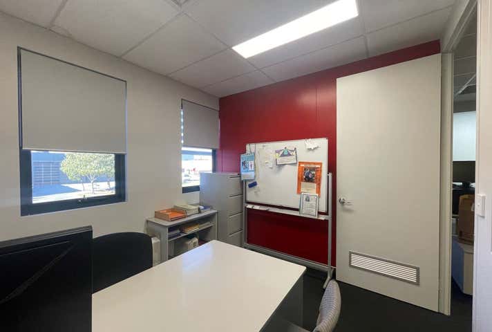 42 Dellamarta Road Wangara WA 6065 - Image 13