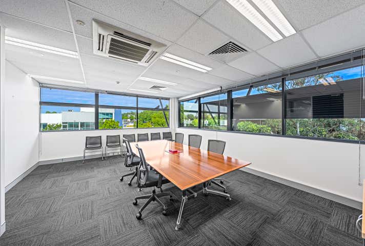 18 Metroplex Avenue Murarrie QLD 4172 - Image 2