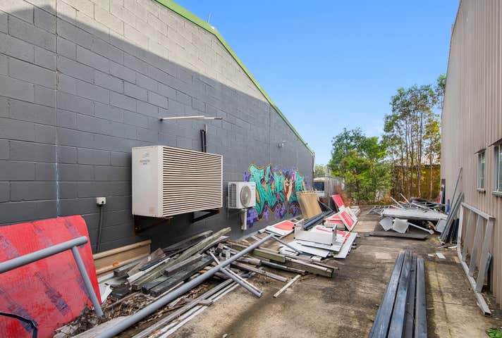 5 Ern Harley Drive Burleigh Heads QLD 4220 - Image 9