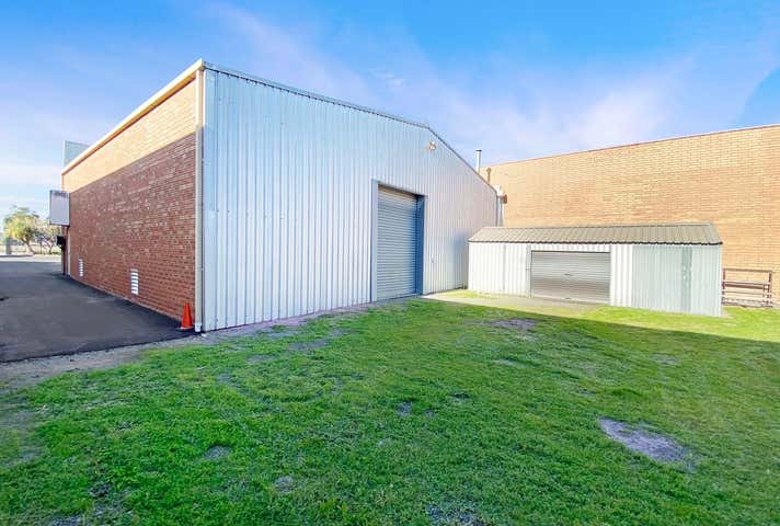 367  Sevenoaks Street Cannington WA 6107 - Image 7