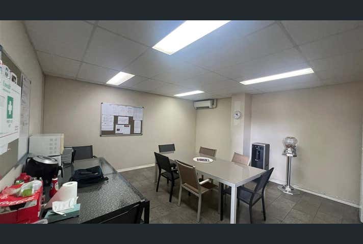 13 Walters Way Forrestfield WA 6058 - Image 7