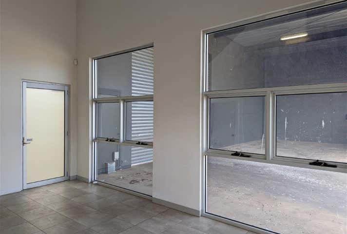 19 Paraweena Drive Truganina VIC 3029 - Image 8