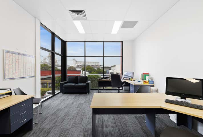 1/300 Lavarack Avenue Pinkenba QLD 4008 - Image 4