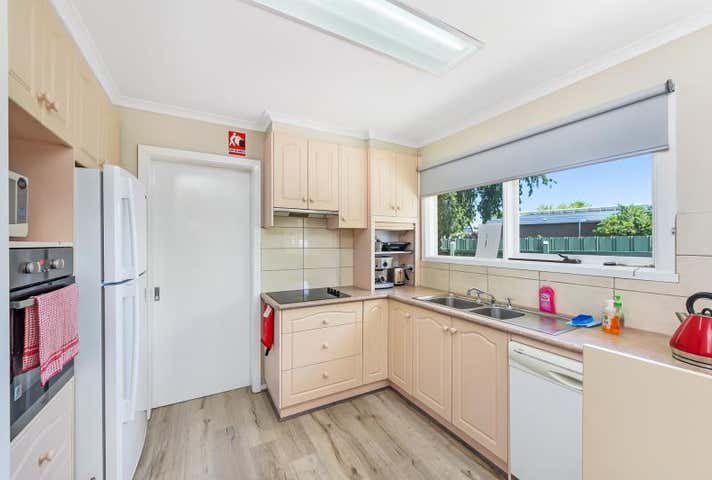 44 James Street Pakenham VIC 3810 - Image 10