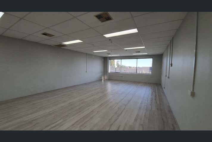 Suite 6, 172 Scarborough Beach Road Mount Hawthorn WA 6016 - Image 2