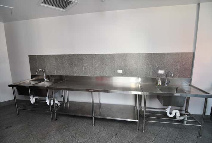 T4, 217 Ingham Road West End QLD 4810 - Image 8