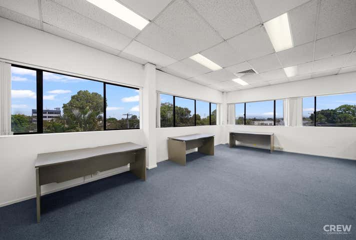 109 Upton Street Bundall QLD 4217 - Image 24