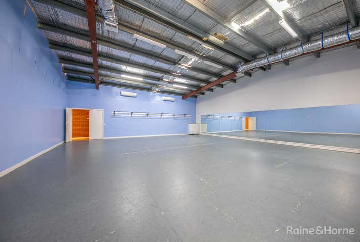 9-11 Sussex Court Sunbury VIC 3429 - Image 3