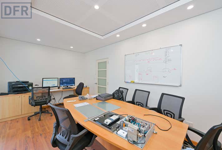 11/30-32 Vinnicombe Drive Canning Vale WA 6155 - Image 10