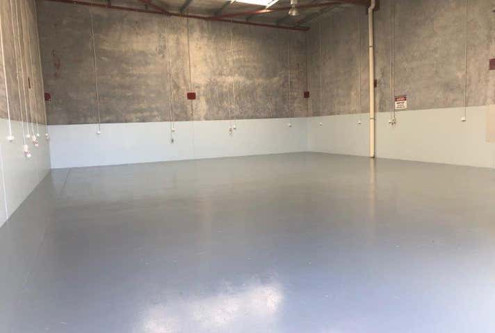 2/50 Mordaunt Cct Canning Vale WA 6155 - Image 8