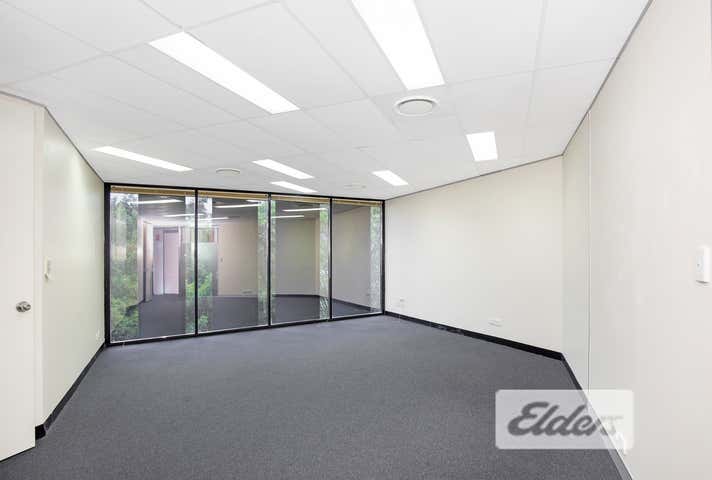 11 Cleveland Street Greenslopes QLD 4120 - Image 8