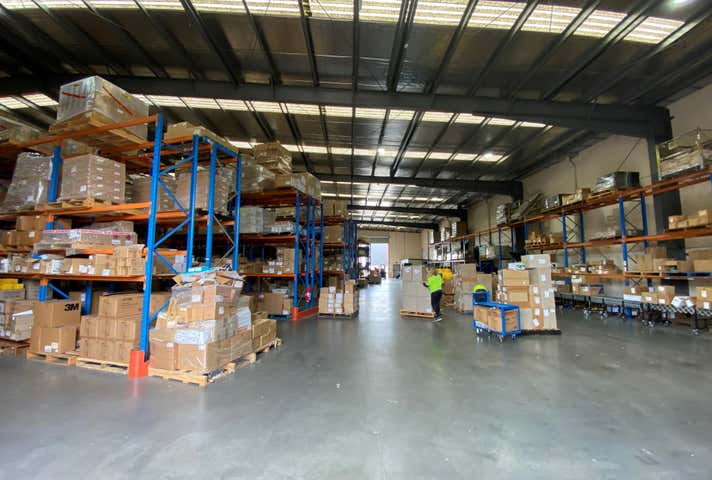 79 Licola Cres Dandenong South VIC 3175 - Image 5