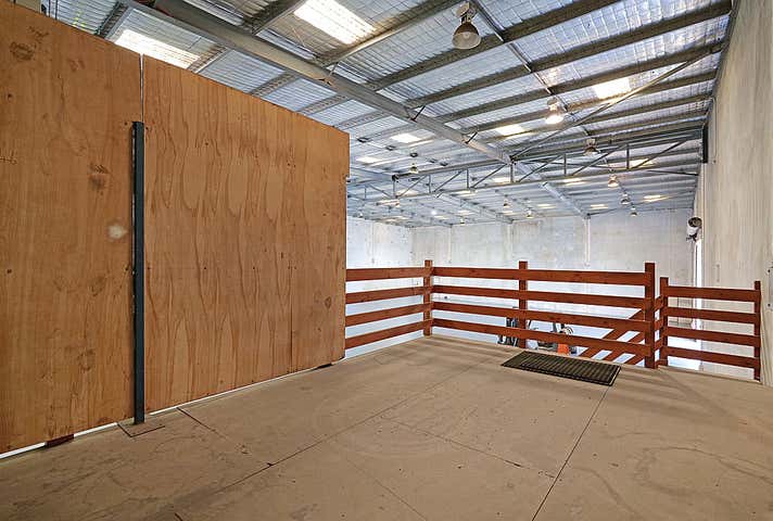 47 Catalano Circuit Canning Vale WA 6155 - Image 11