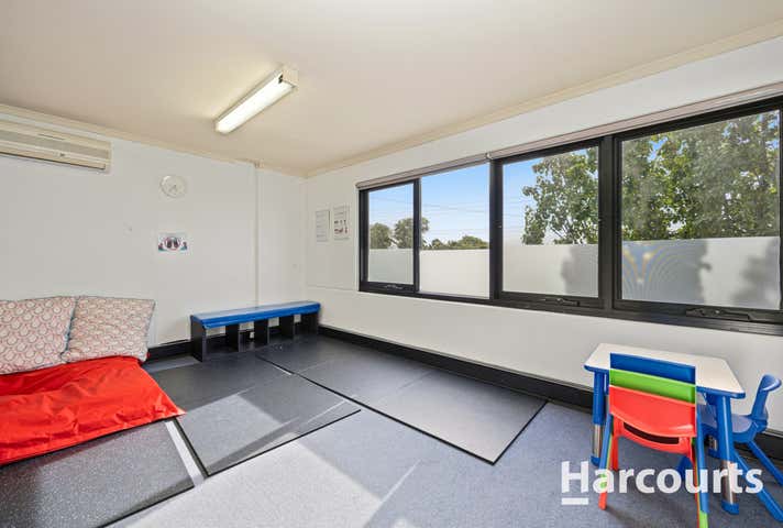 2/11 Dunearn Rd Dandenong North VIC 3175 - Image 6