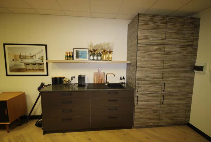 11/211 Warrigal Road Hughesdale VIC 3166 - Image 6