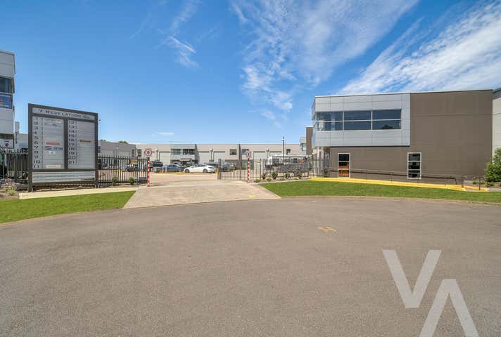 14/7 Revelation Close Tighes Hill NSW 2297 - Image 1