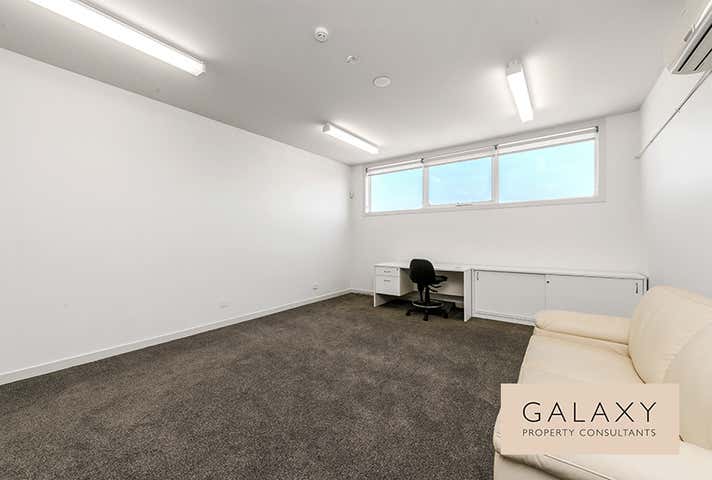 24/981 North Road Murrumbeena VIC 3163 - Image 2
