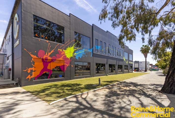 39 Dobney Avenue Wagga Wagga NSW 2650 - Image 2