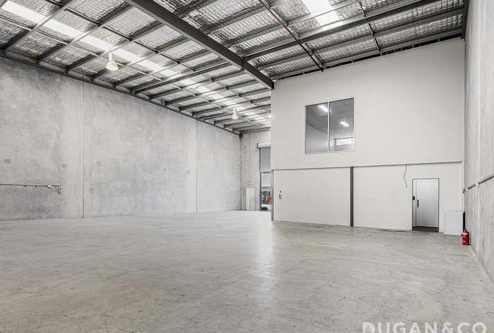 7/3-19 University Drive Meadowbrook QLD 4131 - Image 5