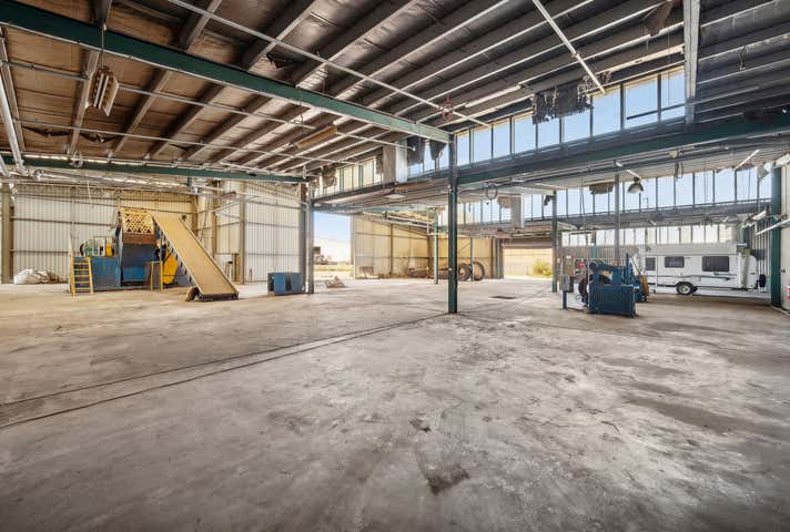 14 Peachey Road Edinburgh North SA 5113 - Image 8