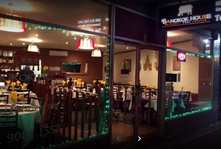 11 Military Rd Avondale Heights VIC 3034 - Image 4