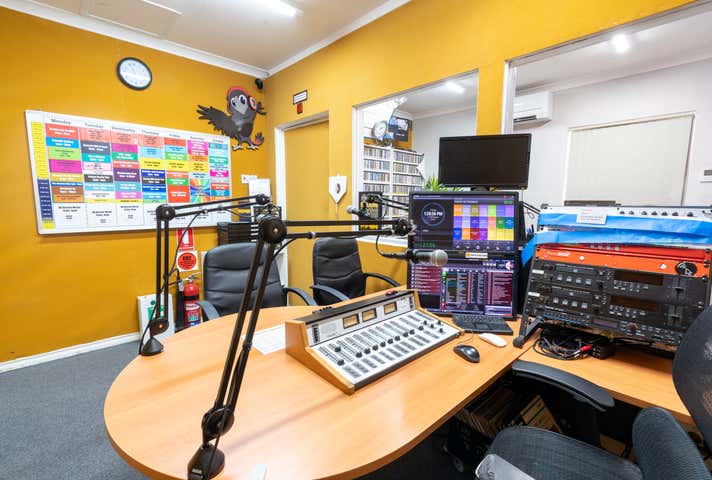 46 Coolamon Boulevard Ellenbrook WA 6069 - Image 2