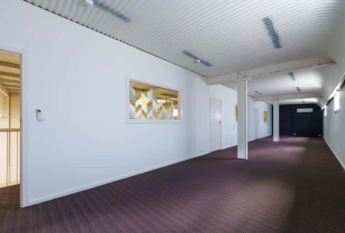 241 Beechboro Road North Embleton WA 6062 - Image 16