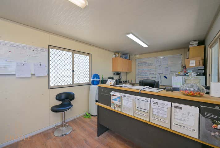 4 Dalloway Road Port Kennedy WA 6172 - Image 7