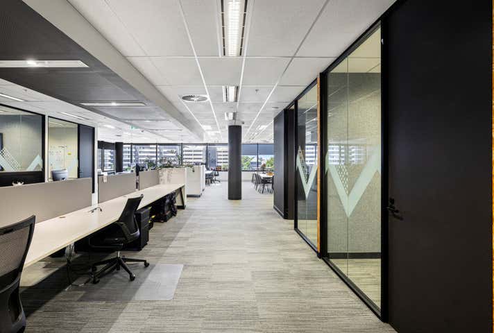 Level 5, 18 Honeysuckle Drive Newcastle NSW 2300 - Image 8